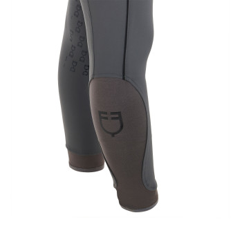 PANTALONES DE MUJER SLIM FIT CON AGARRE EN LA RODILLA